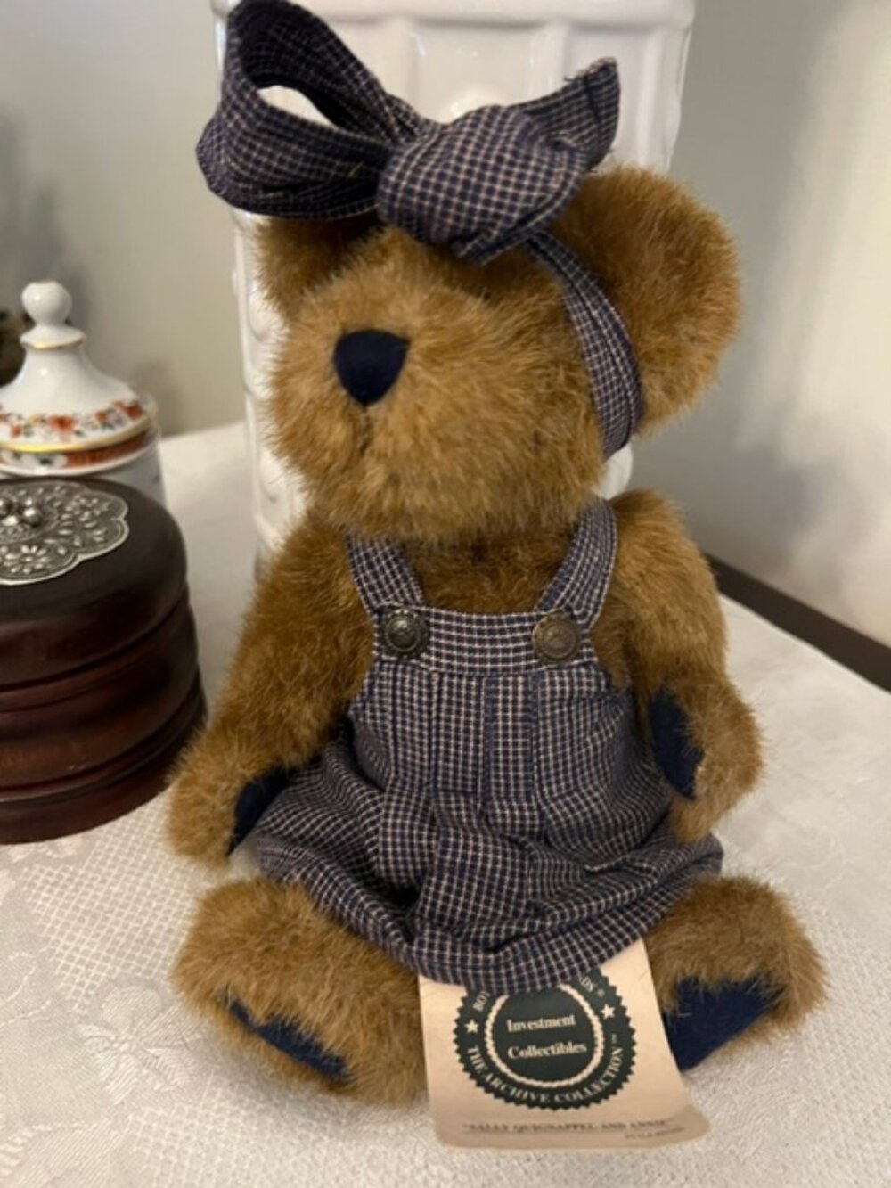 Boyds Bears Sally Quignappel & Annie Plush Bear  W/Tags - 91009 - 10 inches